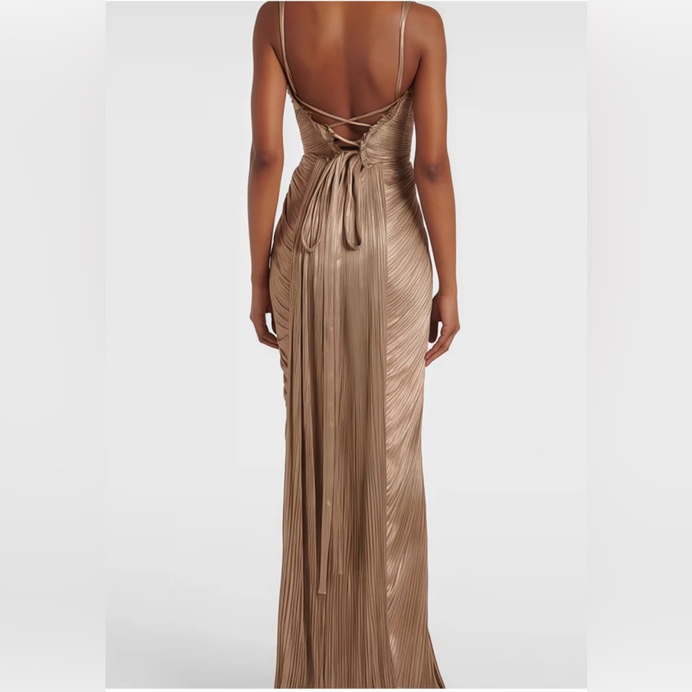 Elegant Tan Maxi Dress - Picture 8 of 9